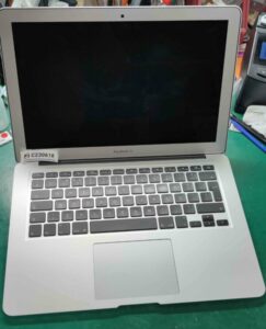 Onde reparar MacBook Air que não liga?, ¿Dónde reparar MacBook Air que no enciende?