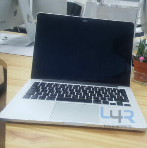 Cómo Cambiar la Batería de un MacBook Pro, Como trocar Bateria MacBook Pro