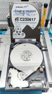 Recuperación de Datos en Disco Duro Samsung 2TB ST2000LM003
Recuperação de Dados em Disco Rígido Samsung 2TB ST2000LM003