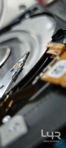 Recuperación de datos en disco duro SEAGATE  2Tb ST2000LM007

Recuperação de Dados em Disco Rígido SEAGATE 2Tb ST2000LM007