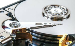 Recuperación de Datos: Daños en Discos Duros y Soluciones. Recuperação de Dados: Danos em Discos Rígidos e Soluções